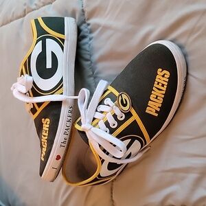 NFL Green Bay Packers Officially Licensed Tennis Shoes Size 7